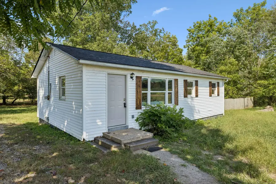 621 Dixon Branch Rd, Loretto, TN 38469 - #2