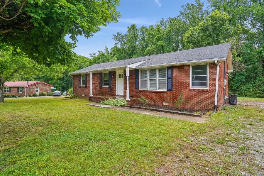 744 Scoutview Rd, Ashland City, TN 37015 - #2