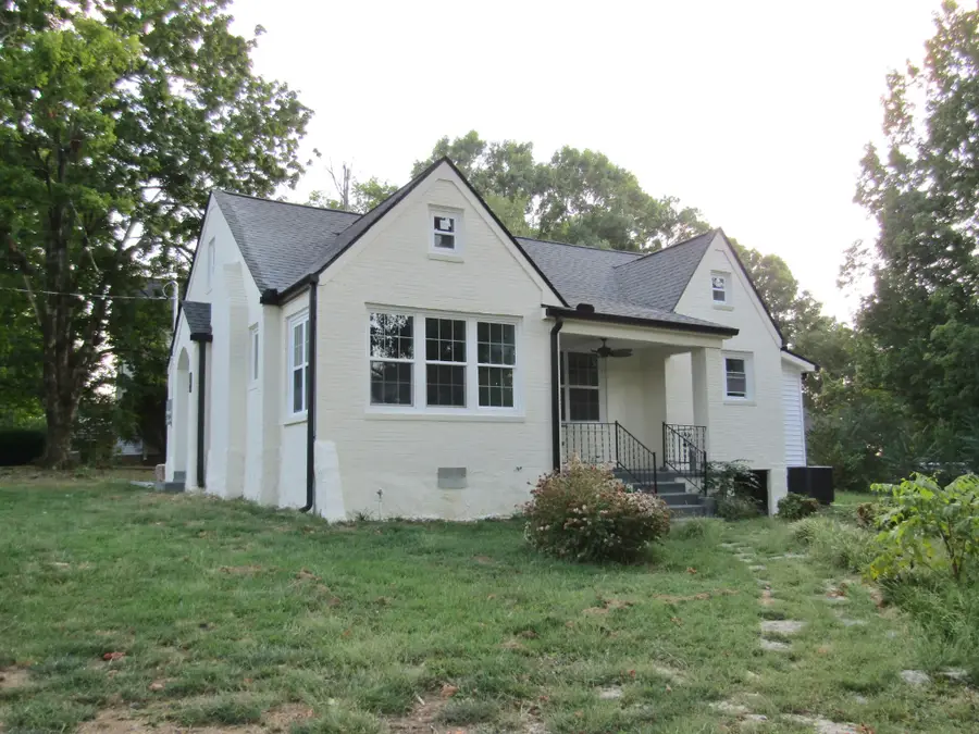 864 Yell Rd, Lewisburg, TN 37091 - #2