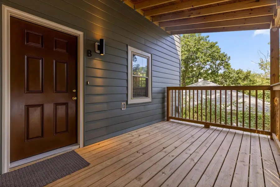 1204 W Mississippi Avenue, Chattanooga, TN 37405 - #2