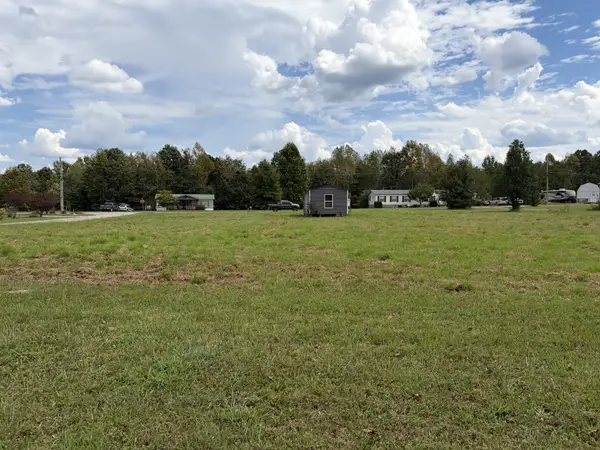188 Pioneer Rd, Hohenwald, TN 38462