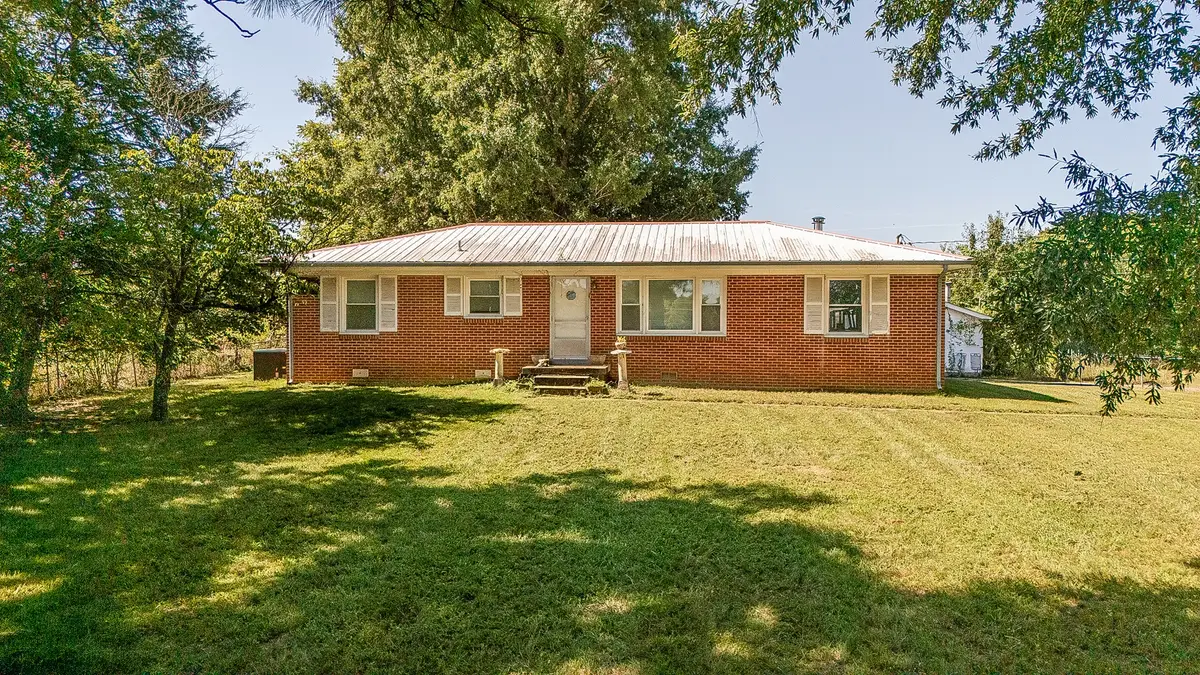 292 Macon Rd, Readyville, TN 37149 - #1