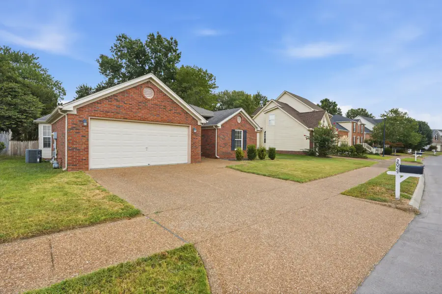 2024 Glastonbury Dr, Franklin, TN 37069 - #2