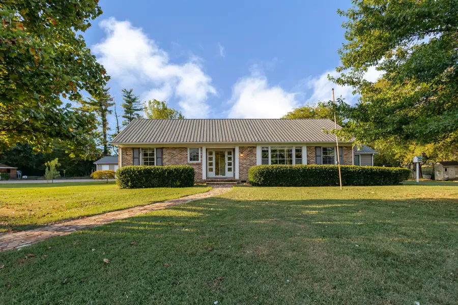 313 Hickory Dr, Shelbyville, TN 37160 - #3
