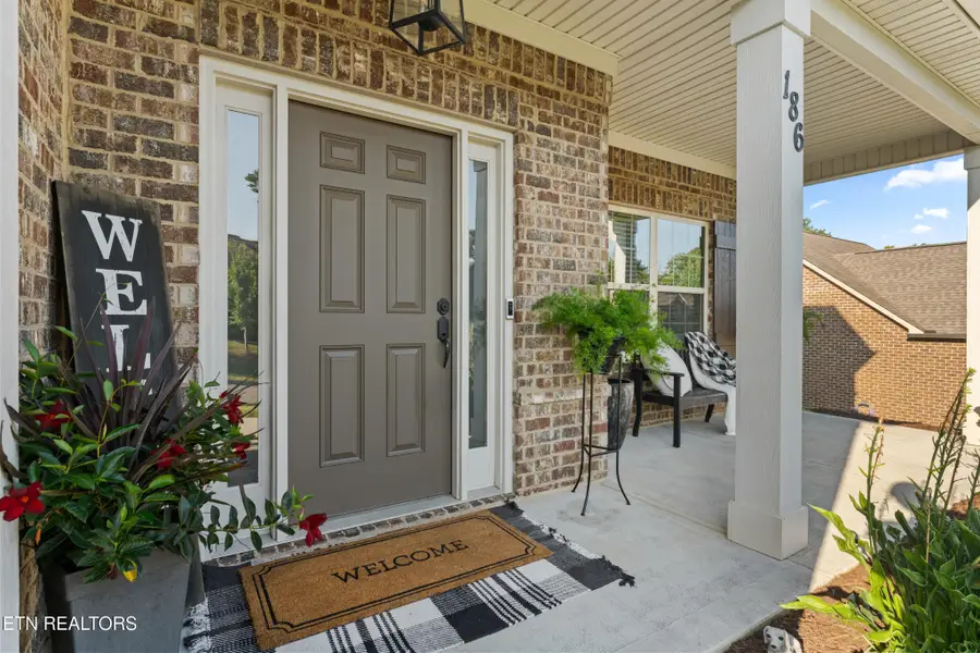 186 Dynasty Drive, Lenoir City, TN 37771 - #2