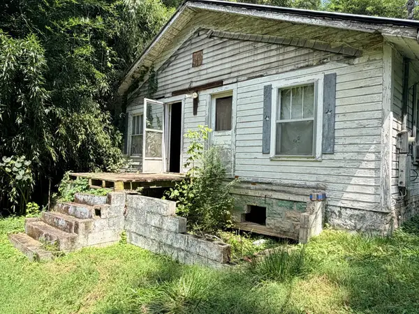 727 Black Jack Rd, Rockwood, TN 37854
