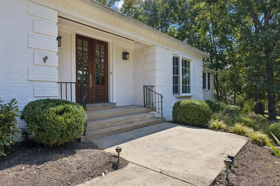 764 Darden Pl, Nashville, TN 37205 - #3