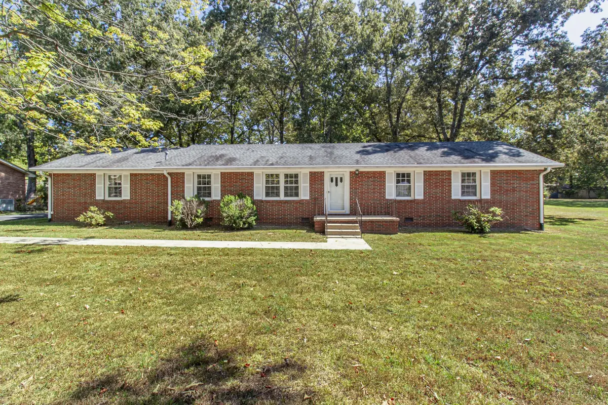214 Crestwood Dr, Tullahoma, TN 37388 - #1