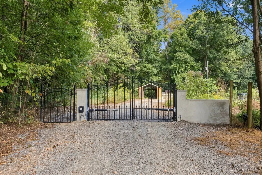 1656 Dove Ln, Springfield, TN 37172 - #3