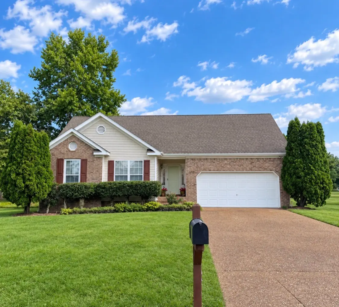 2942 Mercer Ln, Thompsons Station, TN 37179 - #1