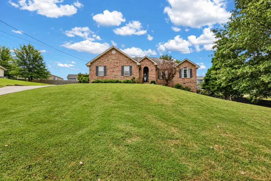 625 E Glenridge Ln, Clarksville, TN 37043 - #2