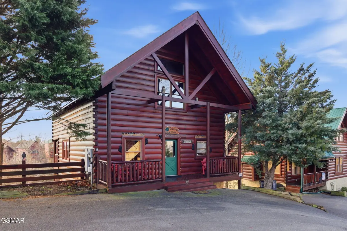 1091 Towering Oaks Drive, Sevierville, TN 37876 - #1