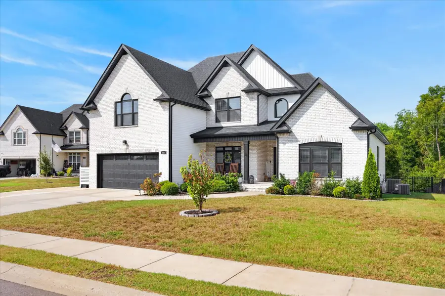 434 Crestwicke Ct, Clarksville, TN 37043 - #2