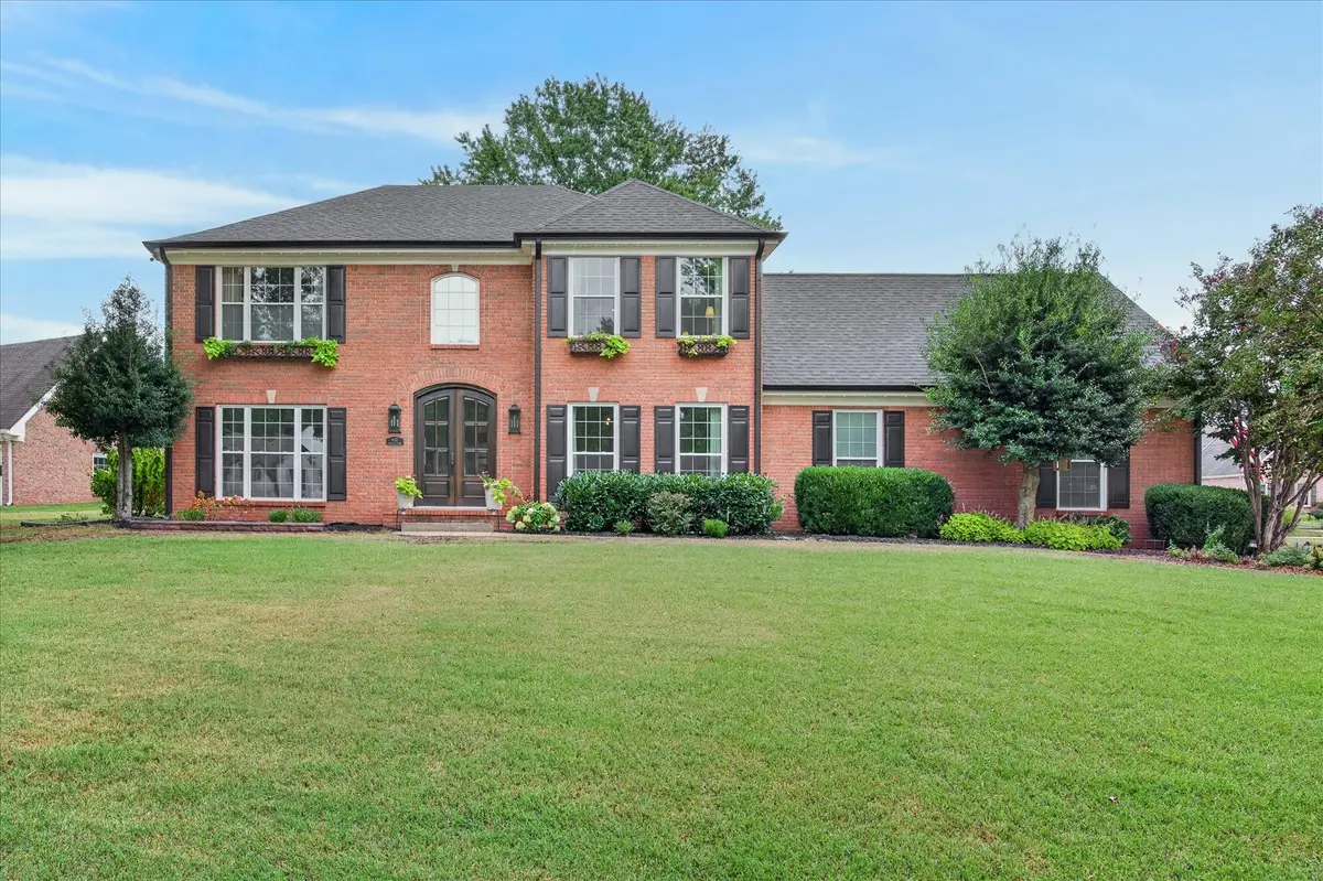 407 Savannah Trace Dr, Clarksville, TN 37043 - #1