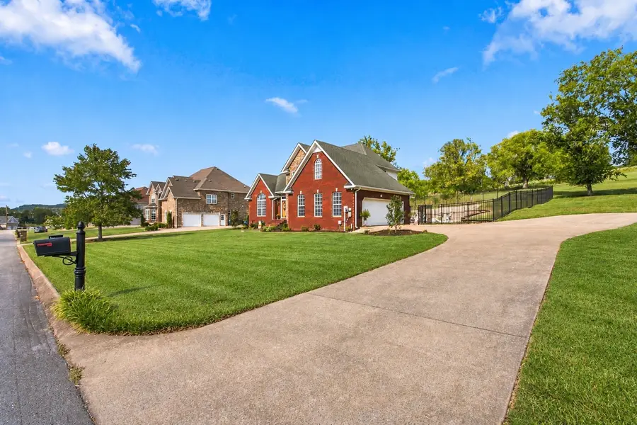 126 Stonecreek Dr, Pulaski, TN 38478 - #2