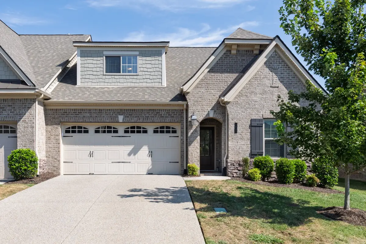 1048 Callaway Dr, Lebanon, TN 37087 - #1