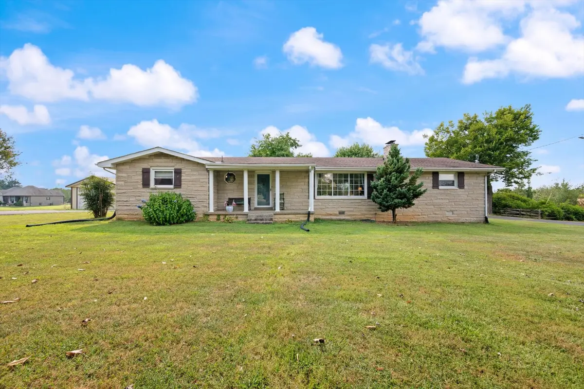 7559 Scottsville Rd, Lafayette, TN 37083 - #1