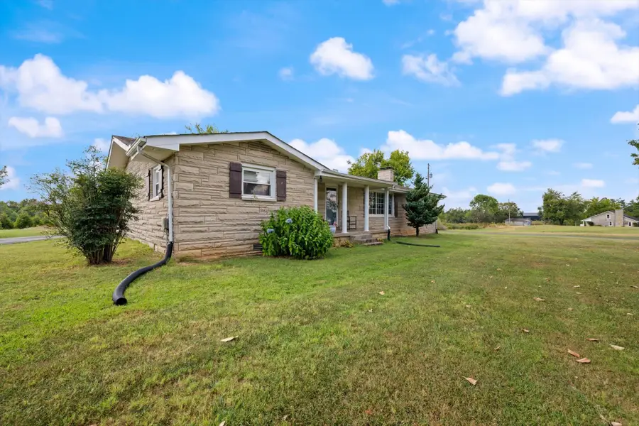 7559 Scottsville Rd, Lafayette, TN 37083 - #3