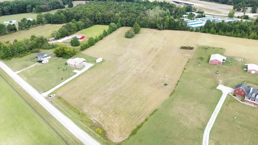 300 Sixteenth Model Rd, Manchester, TN 37355 - #2