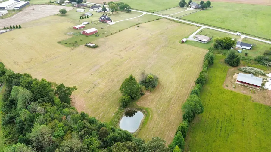 300 Sixteenth Model Rd, Manchester, TN 37355 - #3