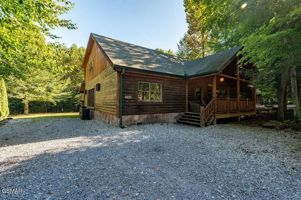 222 Amet Way #POOLINAROUND, Cosby, TN 37722 - #1