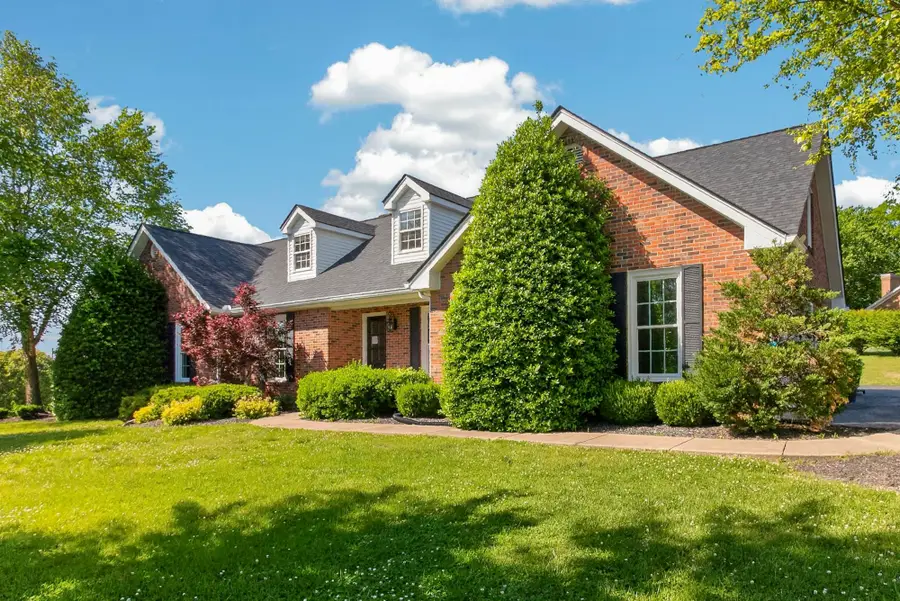 505 Lakeside Dr, Springfield, TN 37172 - #3