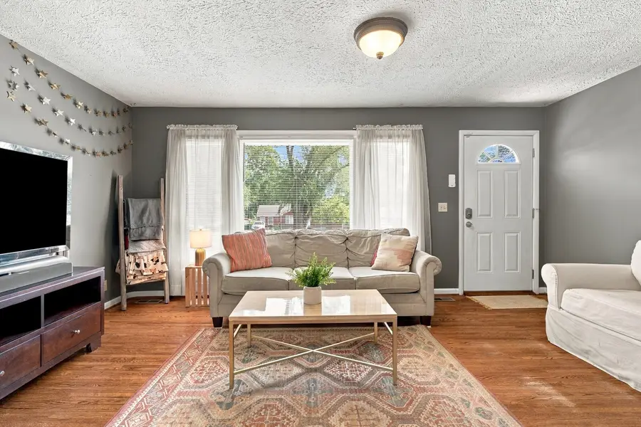 2108 Crystal Dr, Nashville, TN 37210 - #2