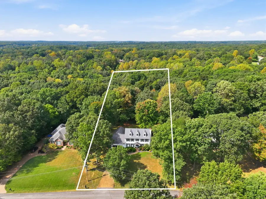 555 Beech Grove Way, Burns, TN 37029 - #2