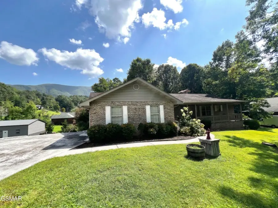 3661 Boxwood Lane, Sevierville, TN 37862 - #3