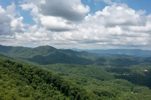 19 Laurel Top Way, Gatlinburg, TN 37738