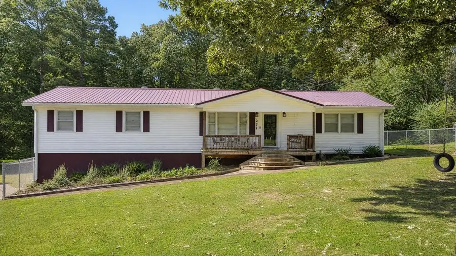 271 Oakdale Rd, Camden, TN 38320 - #2