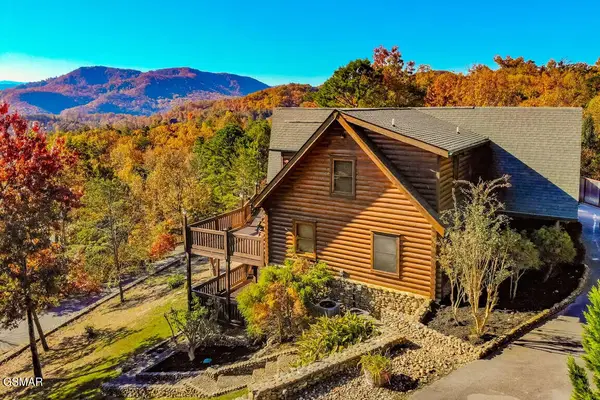 2748 Cats Paw Lane, Sevierville, TN 37862