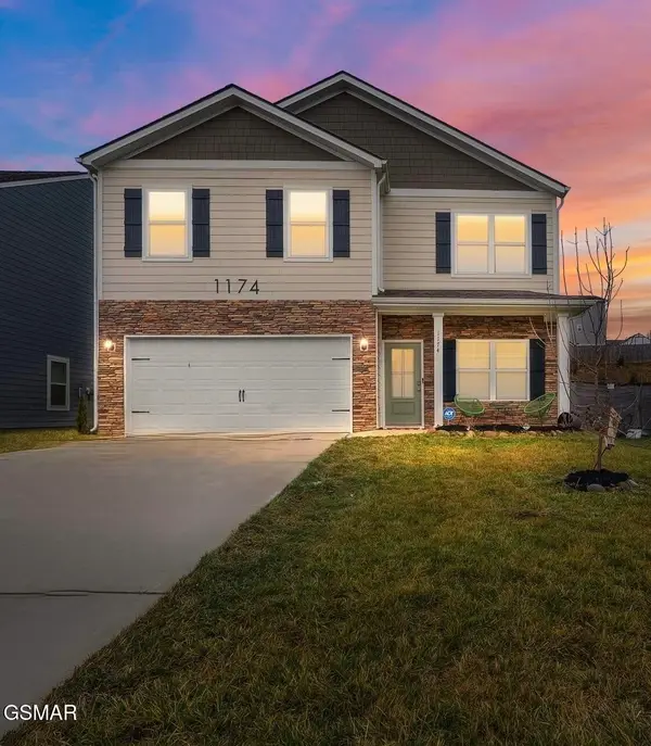 1174 Hampton Place Circle, Loudon, TN 37774