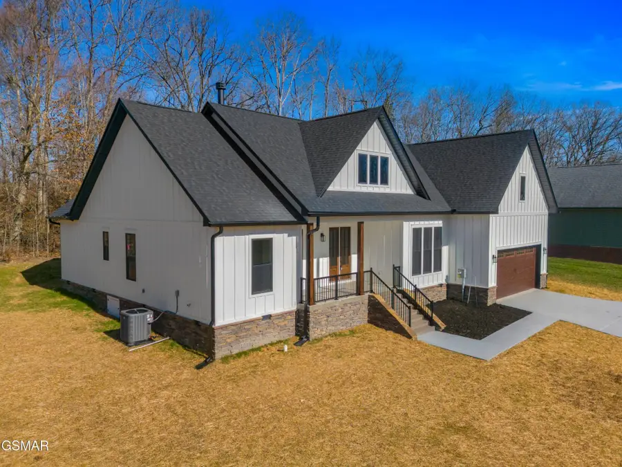 932 Bob O Drive, Dandridge, TN 37725 - #2