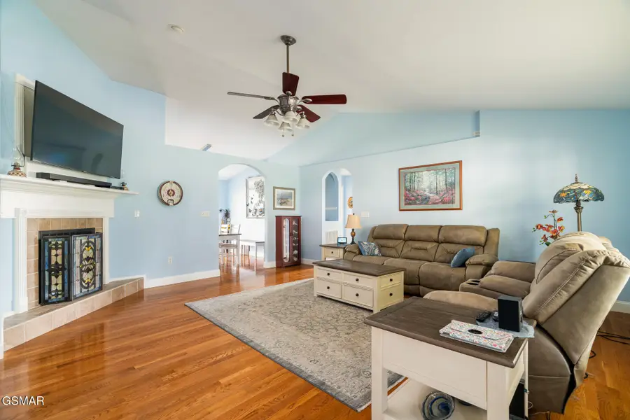 2609 Covington Circle, Sevierville, TN 37876 - #3