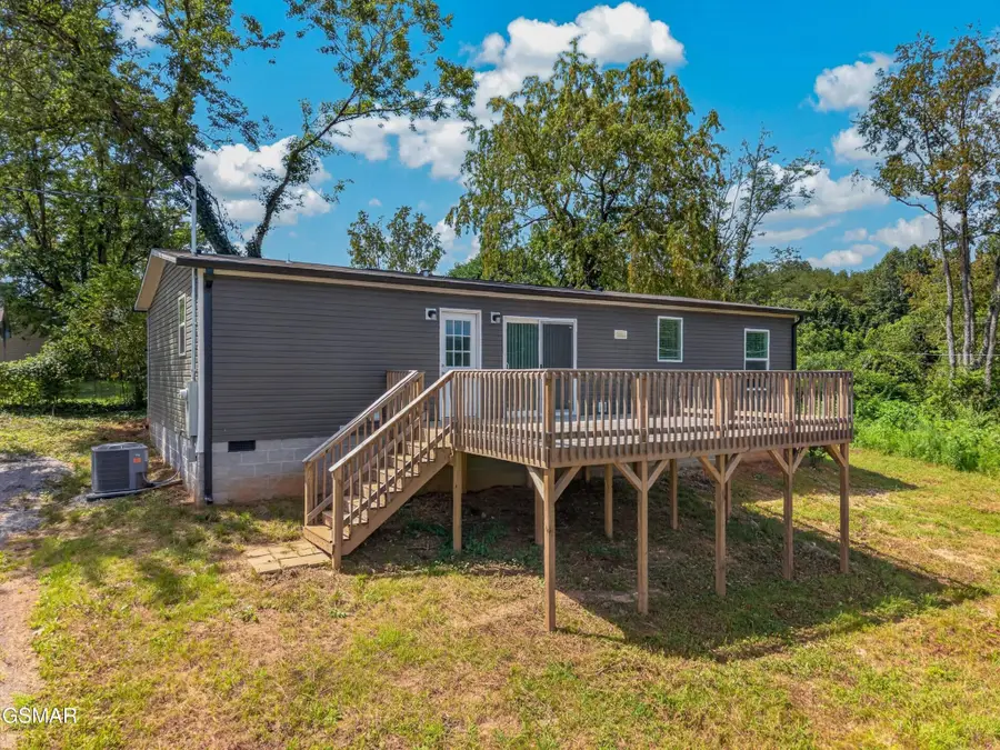 135 Gamble Lane, La Follette, TN 37766 - #3