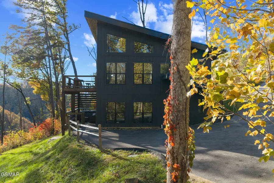 2216 Headrick Lead, Sevierville, TN 37862 - #2