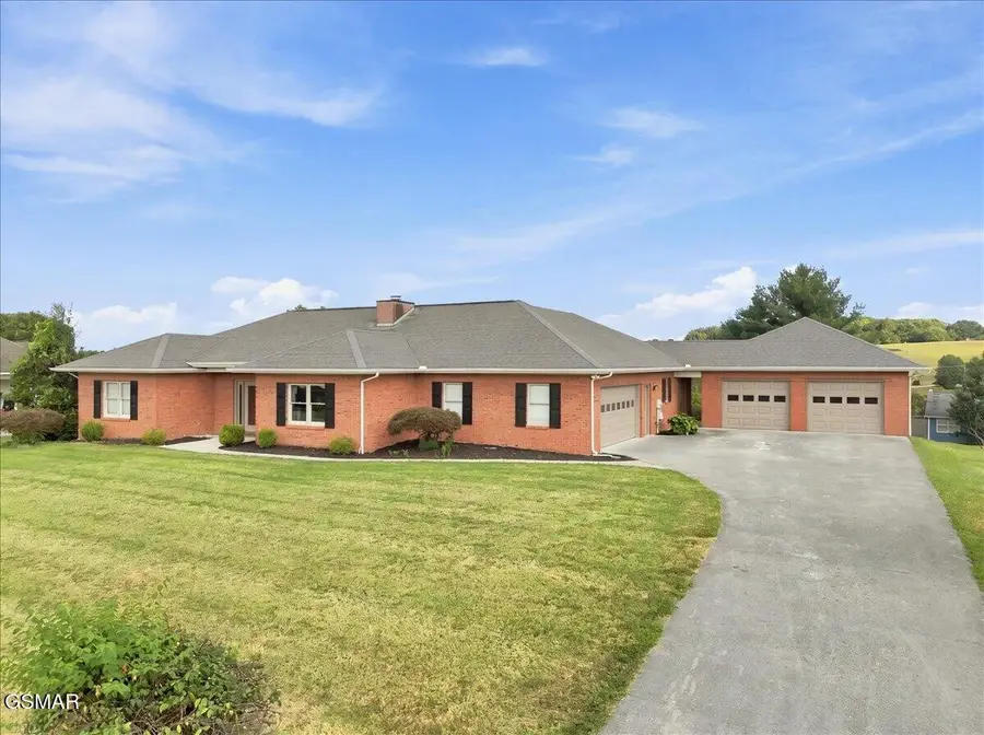 1272 Stonewall Jackson Drive, Dandridge, TN 37725 - #3