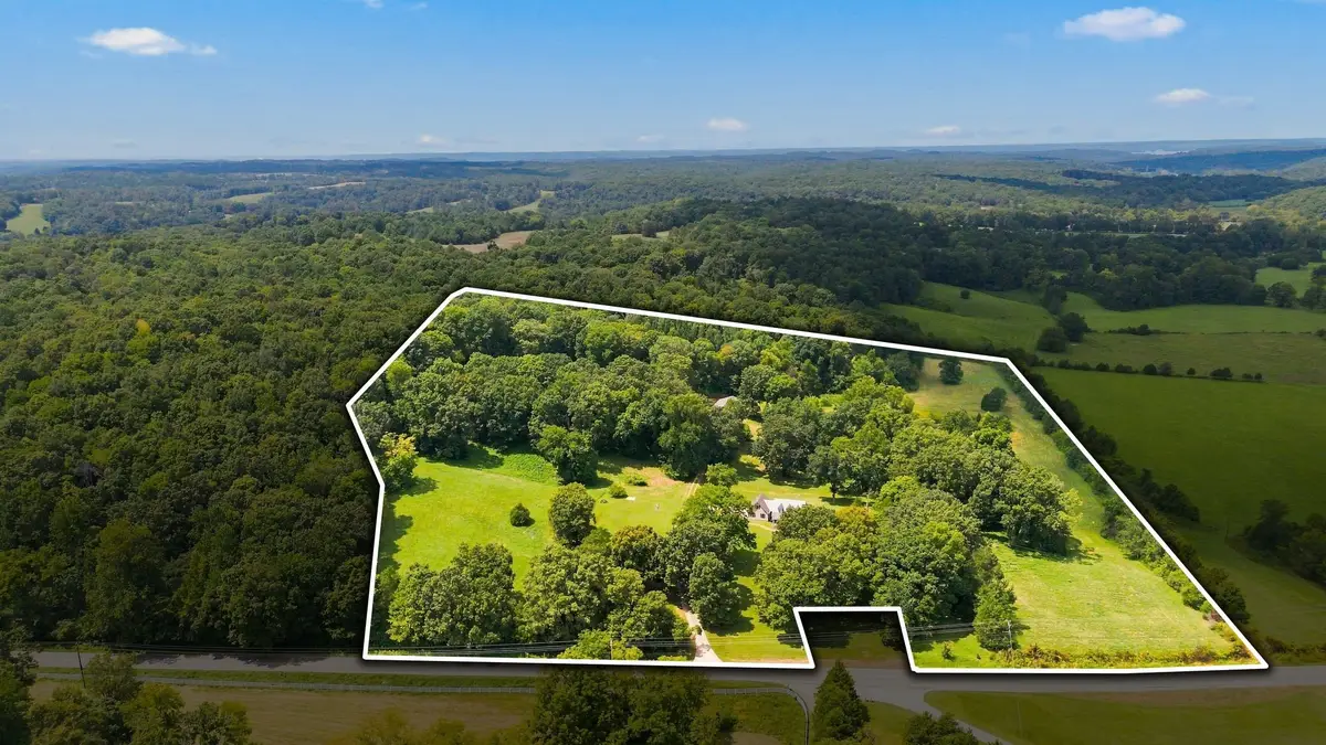3065 Clydeton Rd, Waverly, TN 37185 - #1