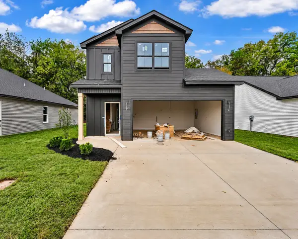 1034 Cadence Ct, Clarksville, TN 37042