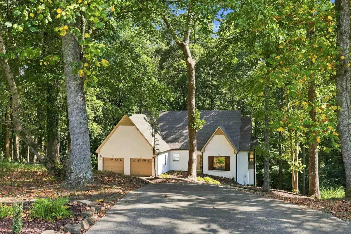 103 East Cv, Florence, AL 35634 - #1