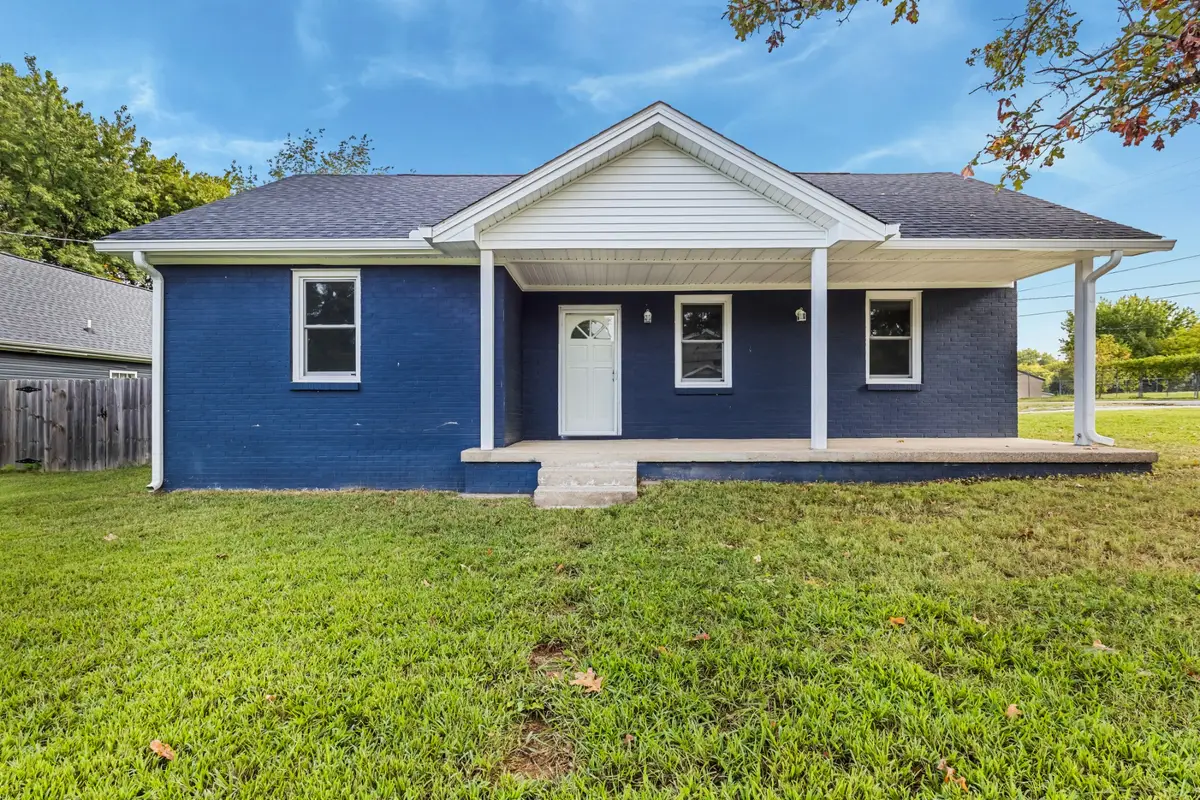 122 22nd Ave E, Springfield, TN 37172 - #1