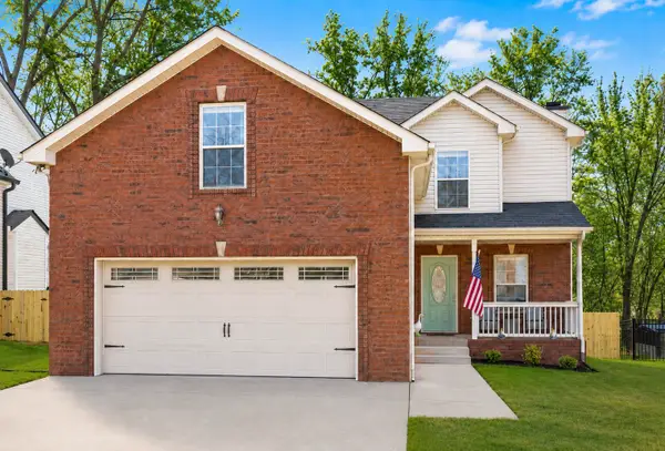 3467 Melrose Dr, Clarksville, TN 37042