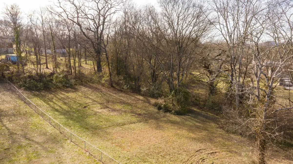 430 Ewing Dr, Nashville, TN 37207 - #1