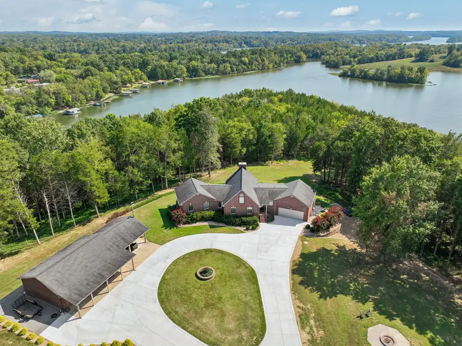 1139 S Wrights Ln, Gallatin, TN 37066 - #2