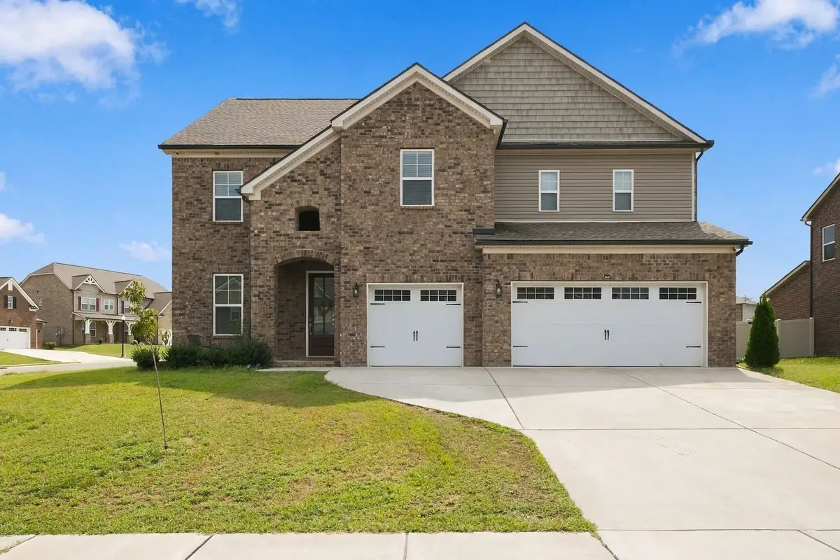901 Carnation Dr, Smyrna, TN 37167 - #1