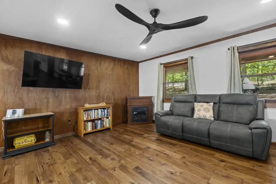 1035 Riverview Rd, Centerville, TN 37033 - #3