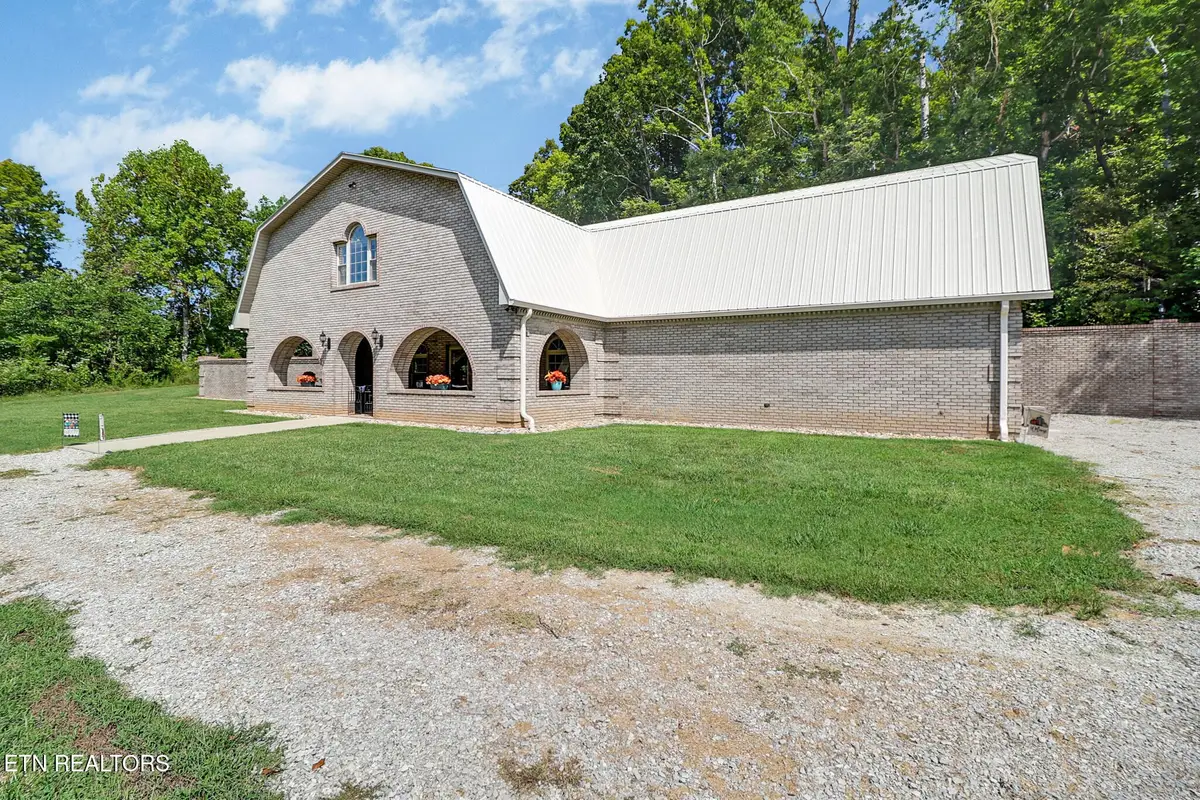 2705 Lick Creek Rd, Pall Mall, TN 38577 - #1