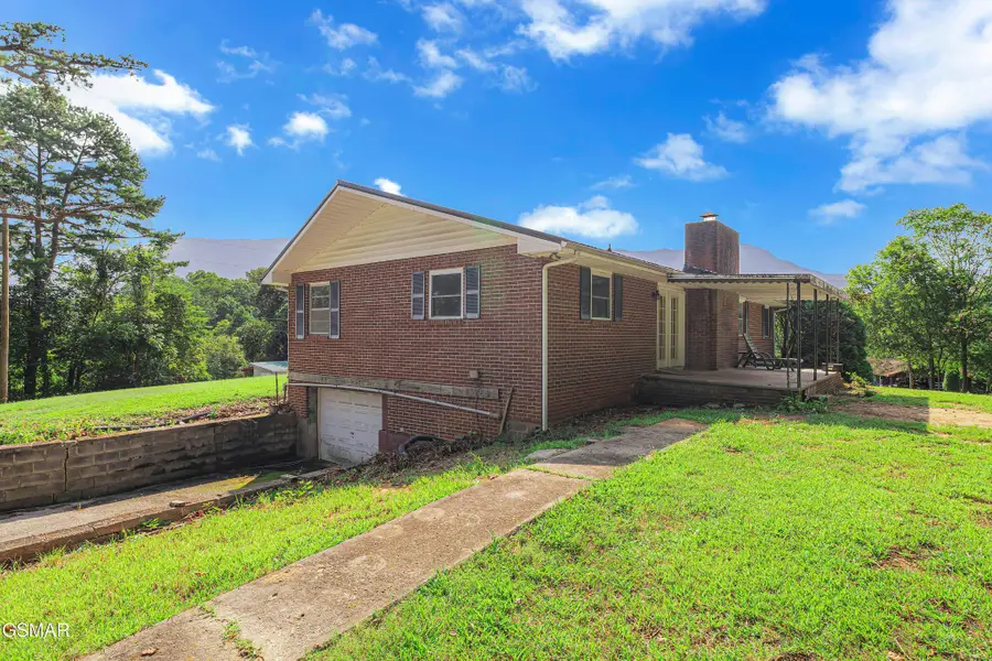 3246 Proffitt Heights Drive, Dandridge, TN 37725 - #2