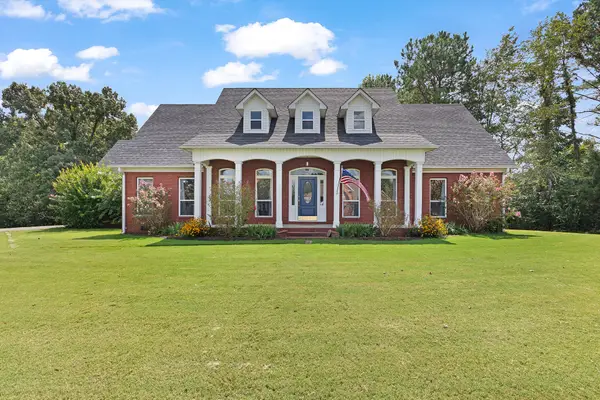 315 Masters Dr, Lexington, TN 38351
